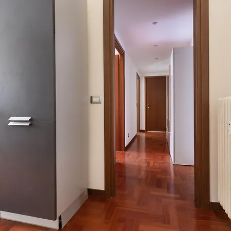 Italianway Easy - Sismondi 74 Apartmán