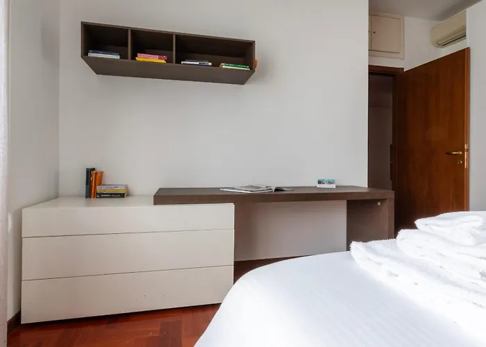 Italianway Easy - Sismondi 74 Apartament