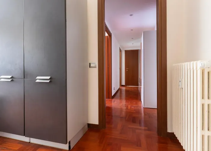 Italianway Easy - Sismondi 74 Apartament *