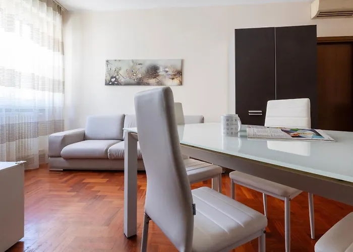 Apartament Italianway Easy - Sismondi 74 *
