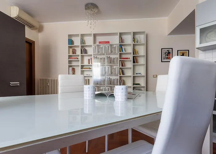 Italianway Easy - Sismondi 74 Apartament